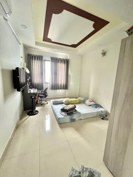 ????Gần chợ Bà Chiểu, bv Gia Định nhà trệt 2 lầu sân thượng hẻm thông chỉ 5ty3