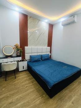 Bán nhà phố Nguyễn Phúc Lai, Hoàng Cầu, Đống Đa, 5 tầng thang máy mới, ngõ thông, gần hồ