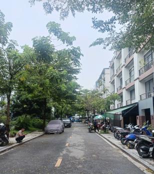 Nhà vườn Trịnh Văn Bô 152.4m2 - 5T, 2 mặt đường, KD, Ở VIP, giá 33.2tỷ