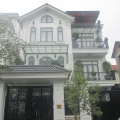 Biệt thự KĐT Pháp Vân gần phố Trần Thủ Độ view công viên 300m2 chỉ 5.x tỷ. LH 0989626116