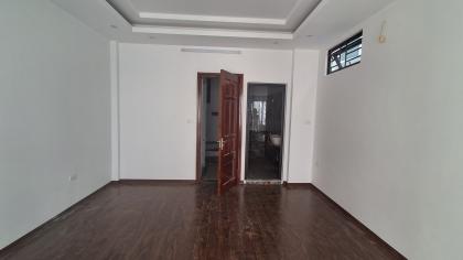 Bán nhà Khương Trung, Thanh Xuân, mặt ngõ kinh doanh, ô tô vào nhà, lô góc, 6 tầng thang máy mới