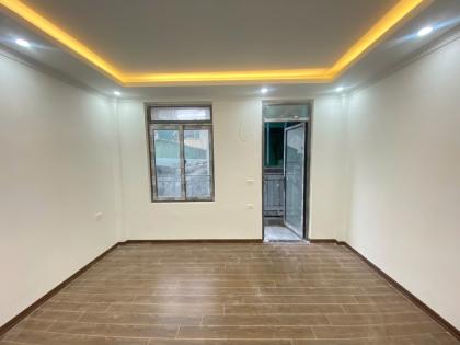 Bán nhà đường Nguyễn Trãi, Thanh Xuân, nhà mới đẹp, ngõ rộng, 5m ô tô tránh