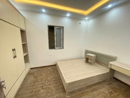 Bán nhà đường Nguyễn Trãi, Thanh Xuân, nhà mới đẹp, ngõ rộng, 5m ô tô tránh