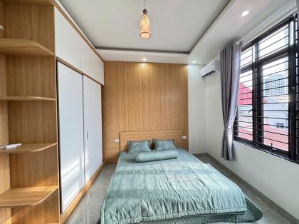 Nhà Văn Phú 4.5 tầng - nội thất đầy đủ - giá 6.45 tỷ