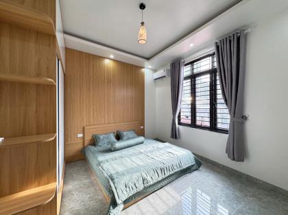 Nhà Văn Phú 4.5 tầng - nội thất đầy đủ - giá 6.45 tỷ