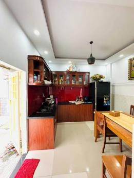 Nhà Đường Lê Văn Sỹ Quận 3 Phường 12 Cũ.