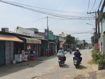 DÃY NHÀ (25X65) 3 MẶT TIỀN NGAY CHỢ THỚI TỨ, TRỊNH THỊ MIẾNG, HÓC MÔN