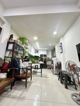 Nhà Đường Lý Thái Tổ Quận 10 Phường 10 Cũ.