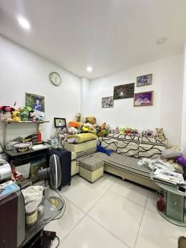 Nhà Đường Lý Thái Tổ Quận 10 Phường 10 Cũ.