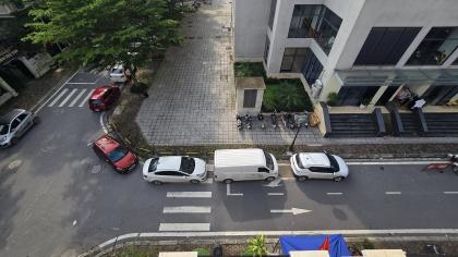 Bán Nhà P/Lô Kiến Hưng Hà Đông 130m2-5T LÔ GÓC 2MT 3 Vỉa Hè 32 Tỷ Có Thương Lượng.