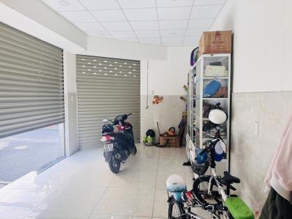BÁN NHÀ LÔ GÓC 2 MT ĐƯỜNG SỐ 8, LINH XUÂN