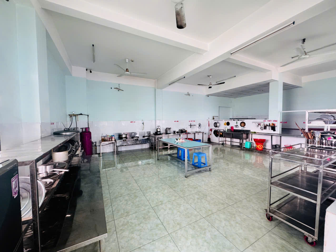 BÁN GẤP TRƯỜNG MẦM NON + ĐẤT MẶT TIỀN ĐƯỜNG LỚN – VỊ TRÍ VÀNG – BÌNH CHUẨN, THUẬN AN
