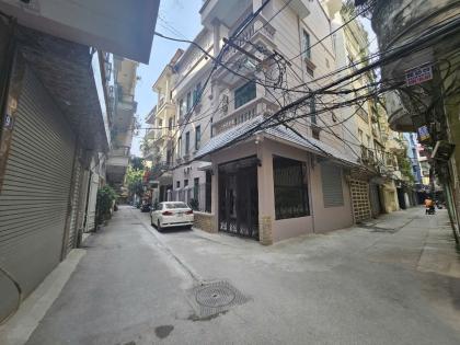 Bán nhà đường Nguyễn Trãi, Thanh Xuân, dân xây chắc chắn, ngõ rộng ô tô vào nhà