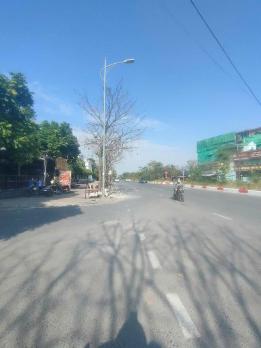 Bán đất thị trấn yên Viên 90m2, vỉa hè, kinh doanh, mặt phố- nhỉnh 9 tỷ