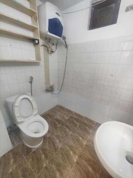 Cho thuê nhà ngõ 82 Kim mã diện tích 45m x 3 tầng, mặt tiền 8m, giá 11 triệu