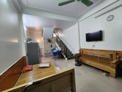 Bán nhà ngõ 412 Ngọc Thụy, diện tích 32m x 4 tầng, mặt tieenfm, giá 6.5 tỷ.