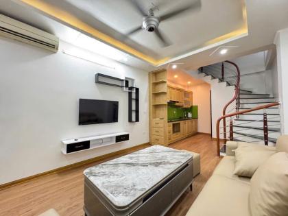 BÁN NHÀ HÀ TRÌ - 33m2 - 5T - CỔNG RIÊNG BIỆT - CÁCH  ĐƯỜNG 2 Ô TÔ TRÁNH NHAU 20M
