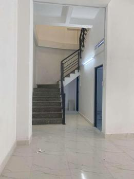 Bán nhà Hẻm 4m Âu Cơ - gần ngã tư Lạc Long Quân, 8x20m, 2 Tầng - 3PN, chào 13,5 tỷ.