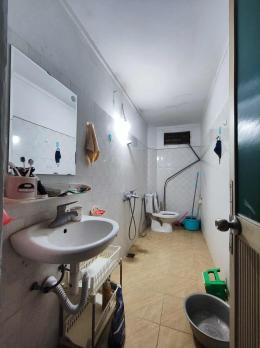Cho thuê nhà ngõ Núi Trúc, Diện tích 48m x 4 tầng, măt tiền 4.8m, giá 12 triệu