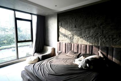 Bán Nhà Mặt Phố Đường Bưởi Ba Đình 32m2-6T MT6m LÔ GÓC 18 Tỷ Có Thương Lượng.