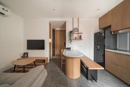 **Bán nhà hẻm Lê Văn Huân, phường 13 Tân Bình (5*28) 5 tầng dòng tiền