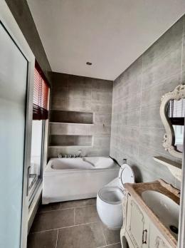 Bán nhà Hẻm 6m Phạm Văn Chiêu, gần ngã tư Quang Trung, 4,5x15m, 5 T - 4 PN, 8,3 tỷ.