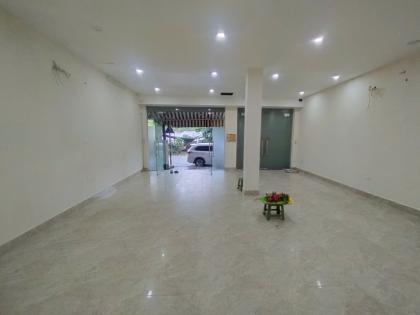 Cho thuê nhà Khu đô thị Trung Văn 120m x 4 tầng thang máy 45tr 0903409888