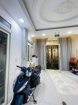 Bán nhà Hẻm 5m Nguyễn Công Hoan - Phan Xích Long, 3,6x10m, 5 Tầng - 4 PN, 7.7 tỷ
