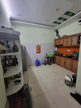 Bán Nhà Phố Hàng Bún Quận Ba Đình 32m2-4T 2 THOÁNG 13,5 Tỷ Có Thương Lượng.
