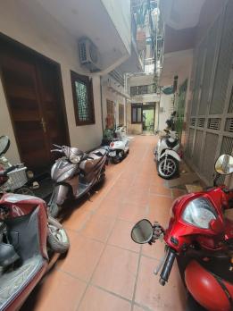 Bán Nhà Phố Hàng Bún Quận Ba Đình 32m2-4T 2 THOÁNG 13,5 Tỷ Có Thương Lượng.