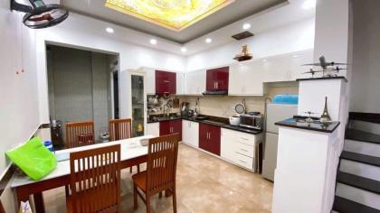HOT! Bán Nhà Đẹp 5 Tầng Xe Hơi Thông Võ Văn Tần, 38m2, 7 Tỷ