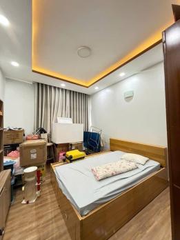 HOT! Bán Nhà Đẹp 5 Tầng Xe Hơi Thông Võ Văn Tần, 38m2, 7 Tỷ