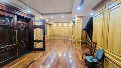 Cho thuê BT Khu nhà ở Quốc Hội Lương Thế Vinh lô góc thang máy 45tr 0903409888