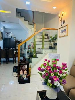 CHẬM LÀ MẤT! Bán Nhà 4 Tầng Cực Đẹp Lê Văn Sỹ, 31m2, 4.5 Tỷ