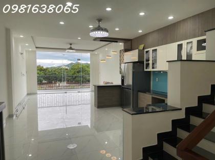 Bán nhà 3 Tầng KĐT Hà Quang 2 – Mặt Tiền Đường Số 13, Full Nội Thất, Giá 10,2 Tỷ