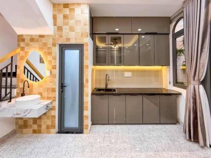 Nhà Đường Nguyễn Đình Chính Quận Phú Nhuận Cũ.