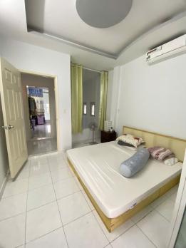 Nhà đẹp 2 tầng Bình Tân sát Tên Lửa tặng nội thất 53m2 HXH chỉ 4 tỷ.