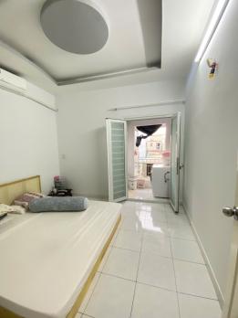 Nhà đẹp 2 tầng Bình Tân sát Tên Lửa tặng nội thất 53m2 HXH chỉ 4 tỷ.