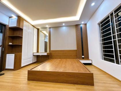 Bán nhà Phạm Văn Đồng, 39m2, phân lô, ô tô, nội thất chủ tặng,  nhỉnh 5tỷ.