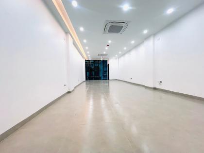 Bán tòa văn phòng Nguyễn Khang, Cầu Giấy, 9 tầng thang máy, hầm để xe ô tô, 75m2, 35 tỷ.