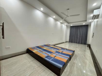 Cho thuê nhà Văn Quán 50m x 6 tầng thông sàn thang máy MỚI ĐẸP 0903409888