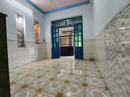 SIÊU HOT NGAY THỊ TRẤN HÓC MÔN 2 TẦNG BTCT MỚI TINH, DTSD 100M2. MẶT TIỀN NHỰA 8M THÔNG KINH DOANH