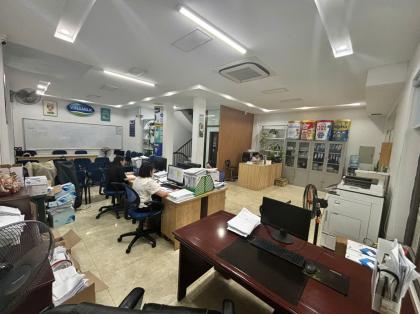 Cho thuê Liền kề VOV Mễ Trì 120m x 4 tầng 1 hầm thang máy 50tr 0903409888