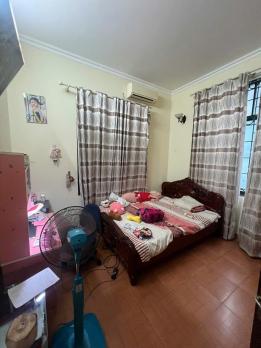 Bán Nhà Dòng Tiền Lớn 135m2x5T,8mMT, Giá 26.X tỷ, phố Phùng Hưng, Hà Đông