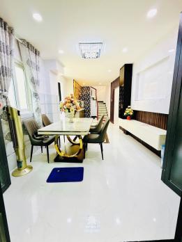 Nhà Đẹp giá mềm Quận 10 – 1 Trệt 2 Lầu, Sổ Hồng Riêng, Chỉ 5.28 Tỷ