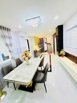 Nhà Đẹp giá mềm Quận 10 – 1 Trệt 2 Lầu, Sổ Hồng Riêng, Chỉ 5.28 Tỷ