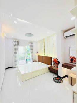 Nhà Đẹp giá mềm Quận 10 – 1 Trệt 2 Lầu, Sổ Hồng Riêng, Chỉ 5.28 Tỷ