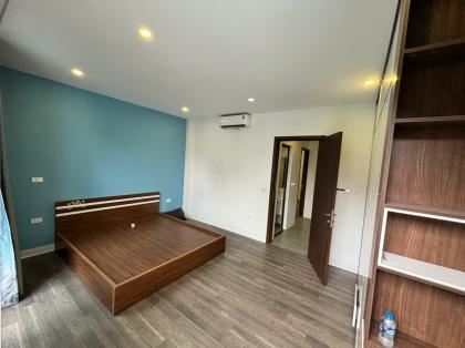 Cho thuê LK Phùng Khoang 70m x 5 tầng thông sàn thang máy 26tr 0903409888