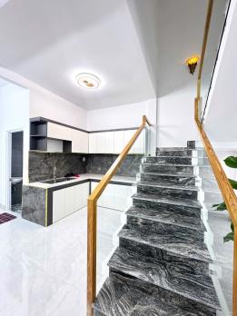 NHÀ 2 TẦNG THIẾT KẾ SANG TRỌNG GẦN BỆNH VIỆN QUẬN 12 HẺM XE HƠI THÔNG HUỲNH THỊ HAi,TCH, Q12.
