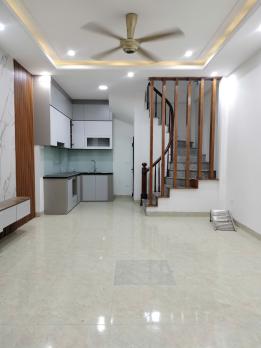 BÁN NHÀ 5T GẦN SÂN BÓNG MẬU LƯƠNG - HÀ ĐÔNG - 30M2 - GIÁ CHƯA ĐẾN 6 TỶ